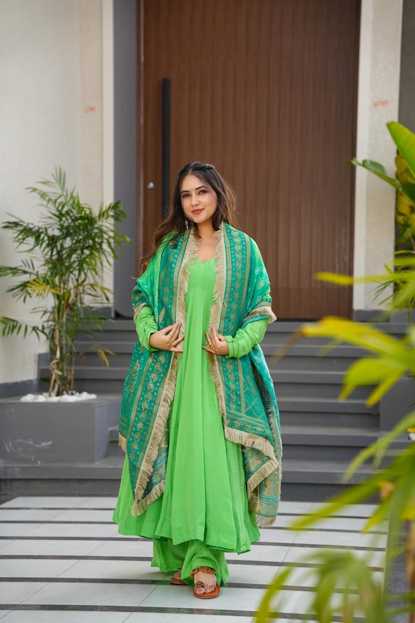 Zainab green crepe suit set