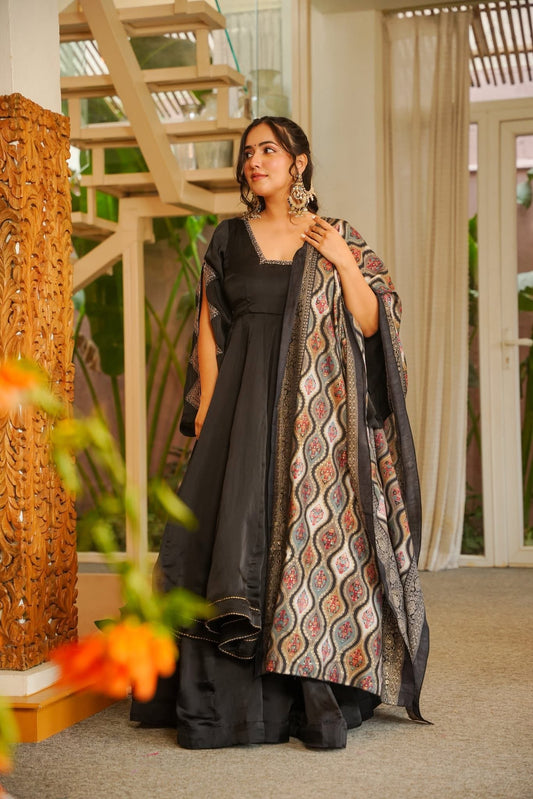 Jolira Black Crepe Anarkali Suit