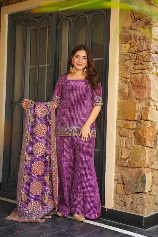 Ameyra Elegant Dot Kurta Set