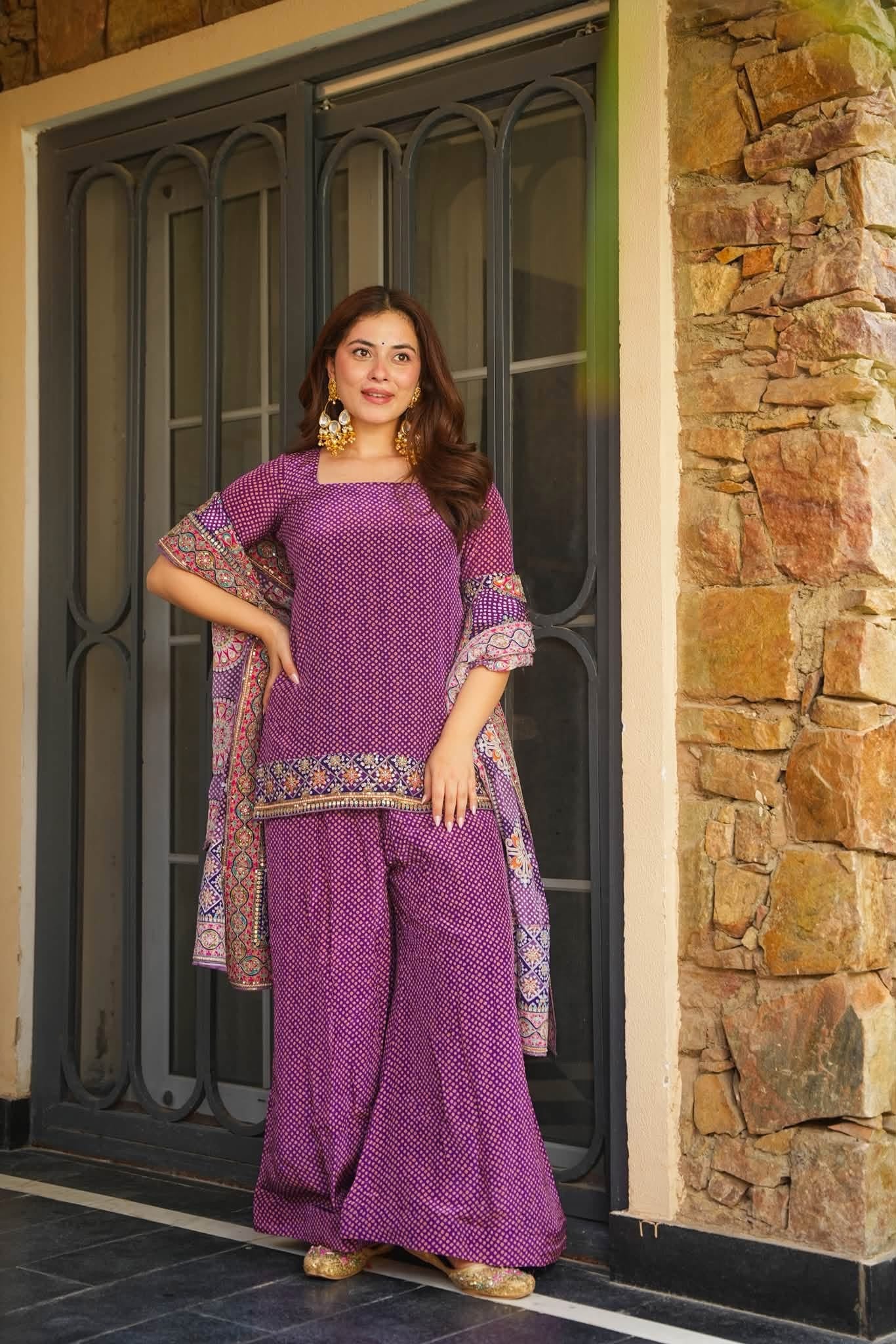 Ameyra Elegant Dot Kurta Set