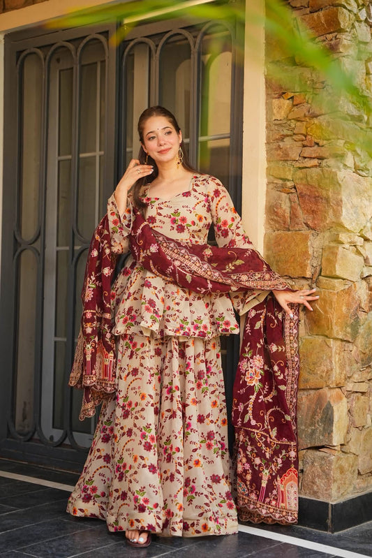 Jivara Floral Embroidered Kurta Set