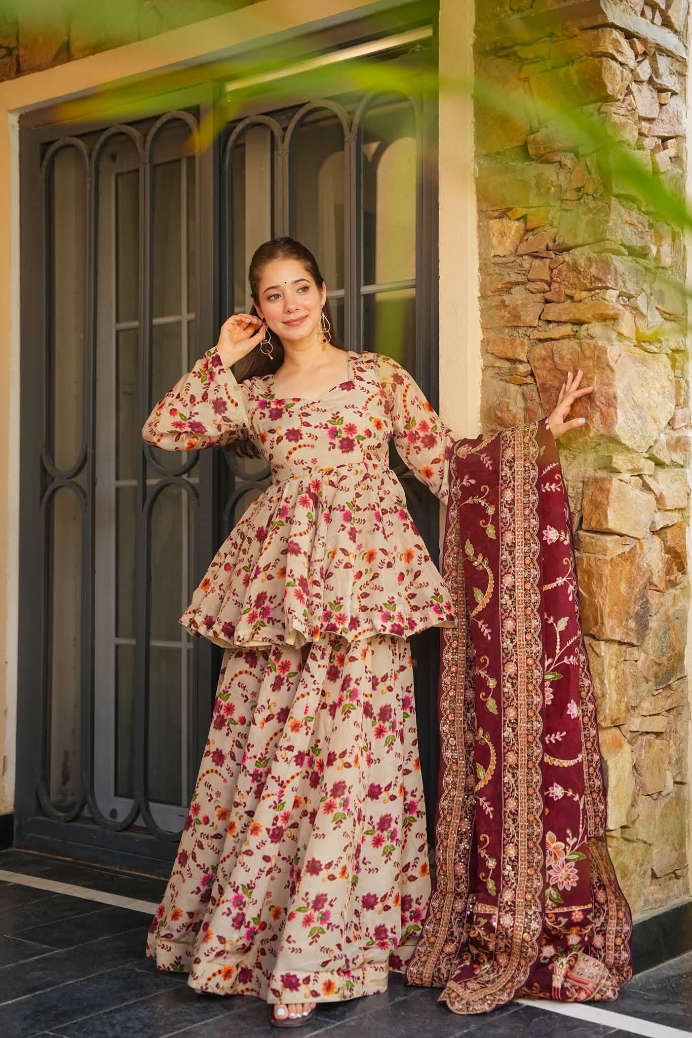 Jivara Floral Embroidered Kurta Set