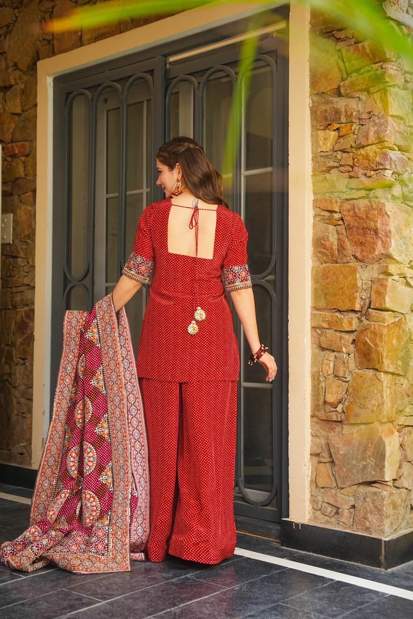 Inayat Elegant Dot Kurta Set