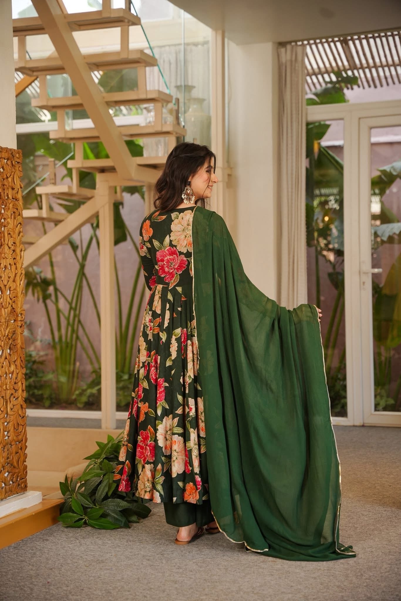 Aaryahi Green Rayon Anarkali Suit Set