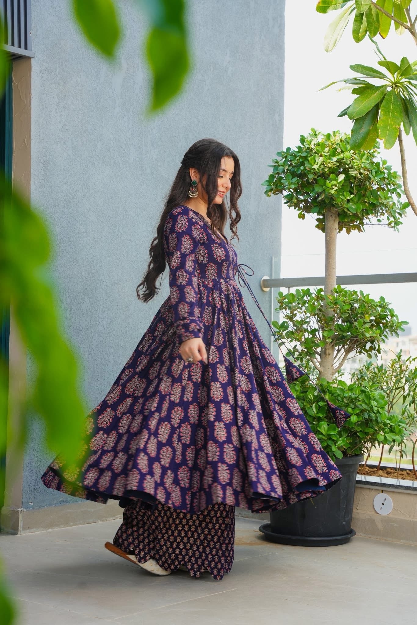 Neelakshi Bloom Cotton Kurta Set