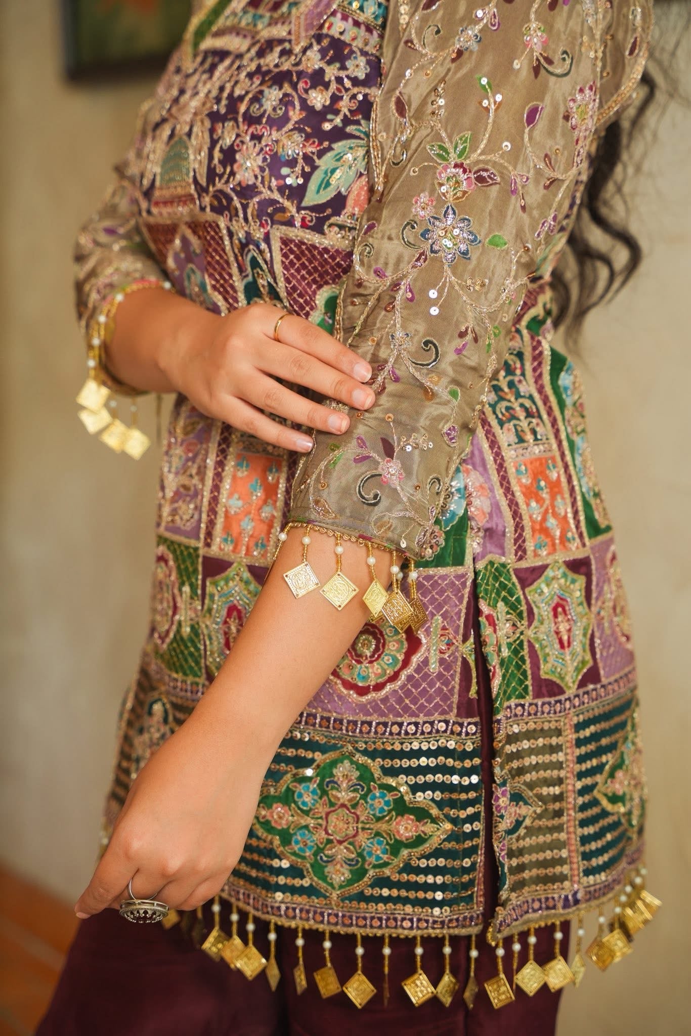 Aari Taaz Embroidered Festive Co-Ord Set