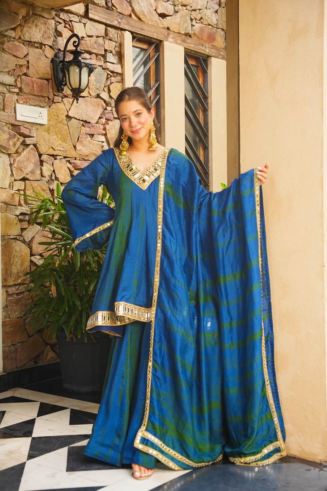 Neyra Bloom Heavy Silk Suit Set
