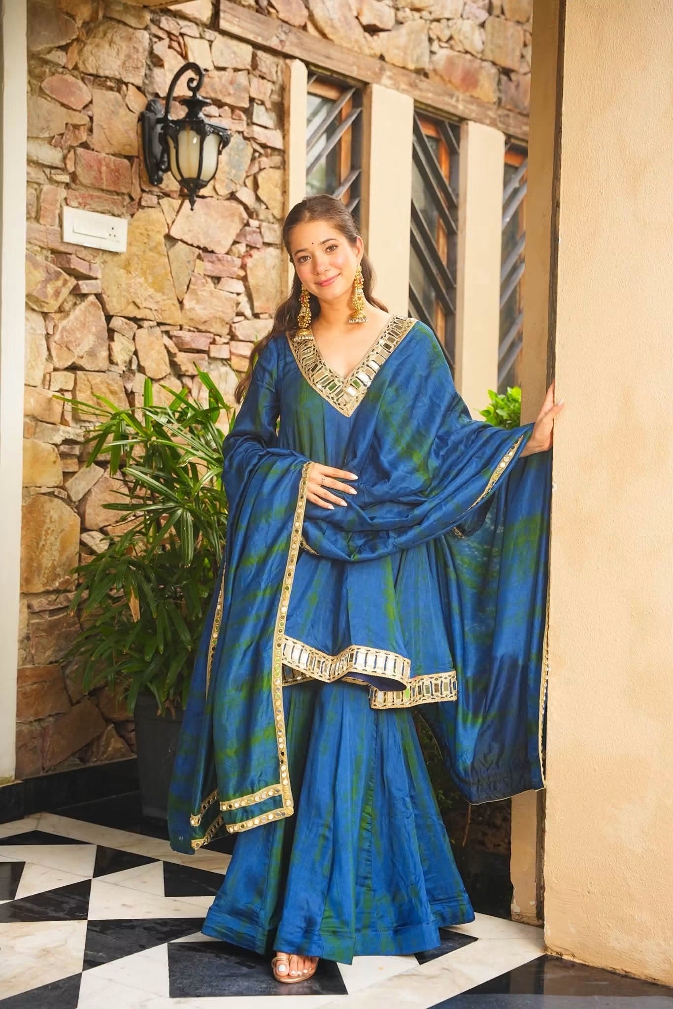 Neyra Bloom Heavy Silk Suit Set