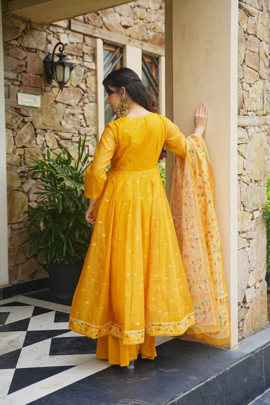 Vihana Kota Doria Anarkali Suit Set