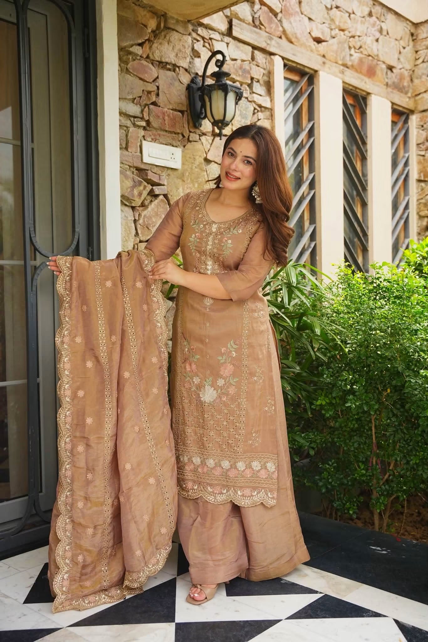 Vanyaara Heavy Straight Kurta Set