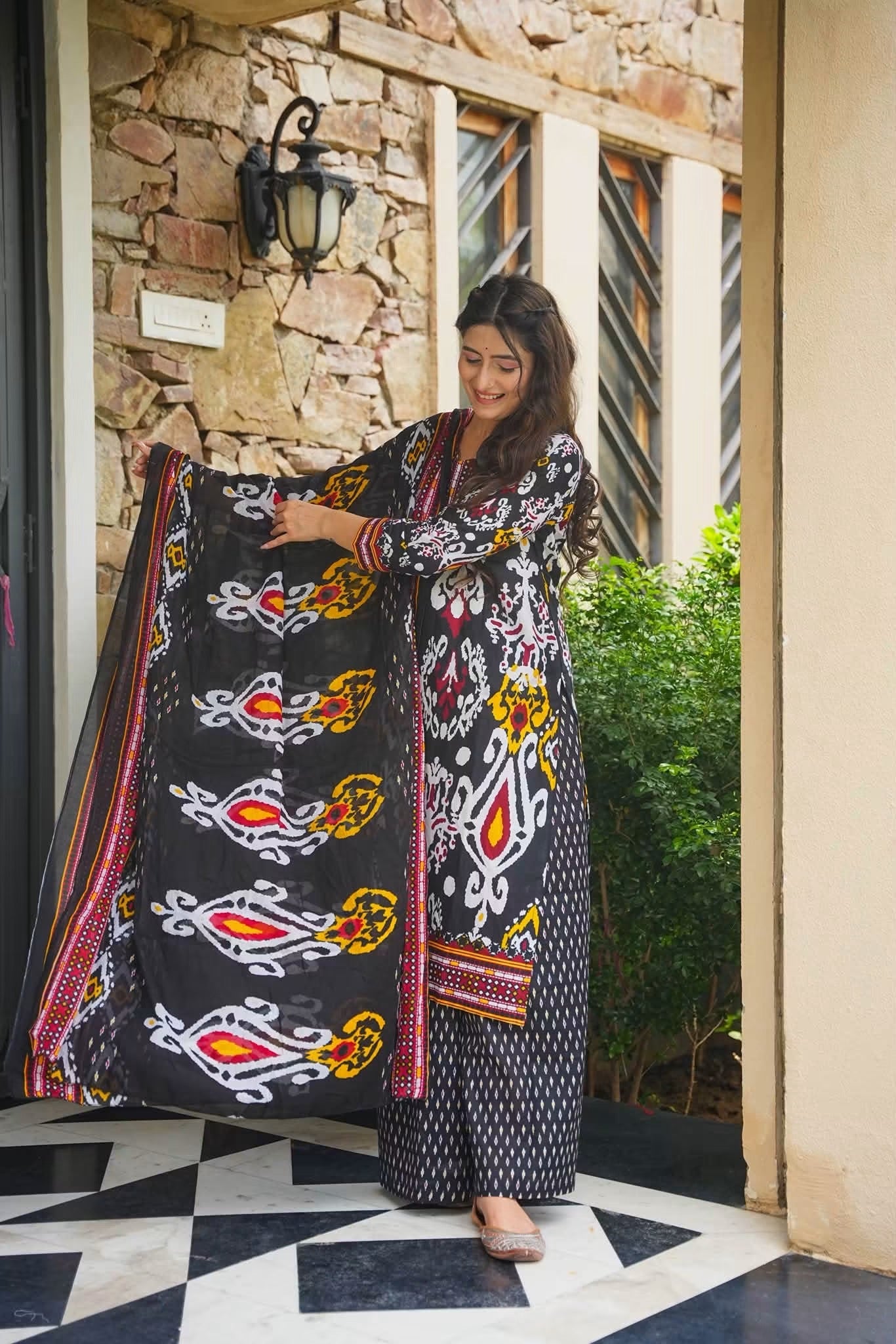 Kamalika Printed Straight Kurta Set