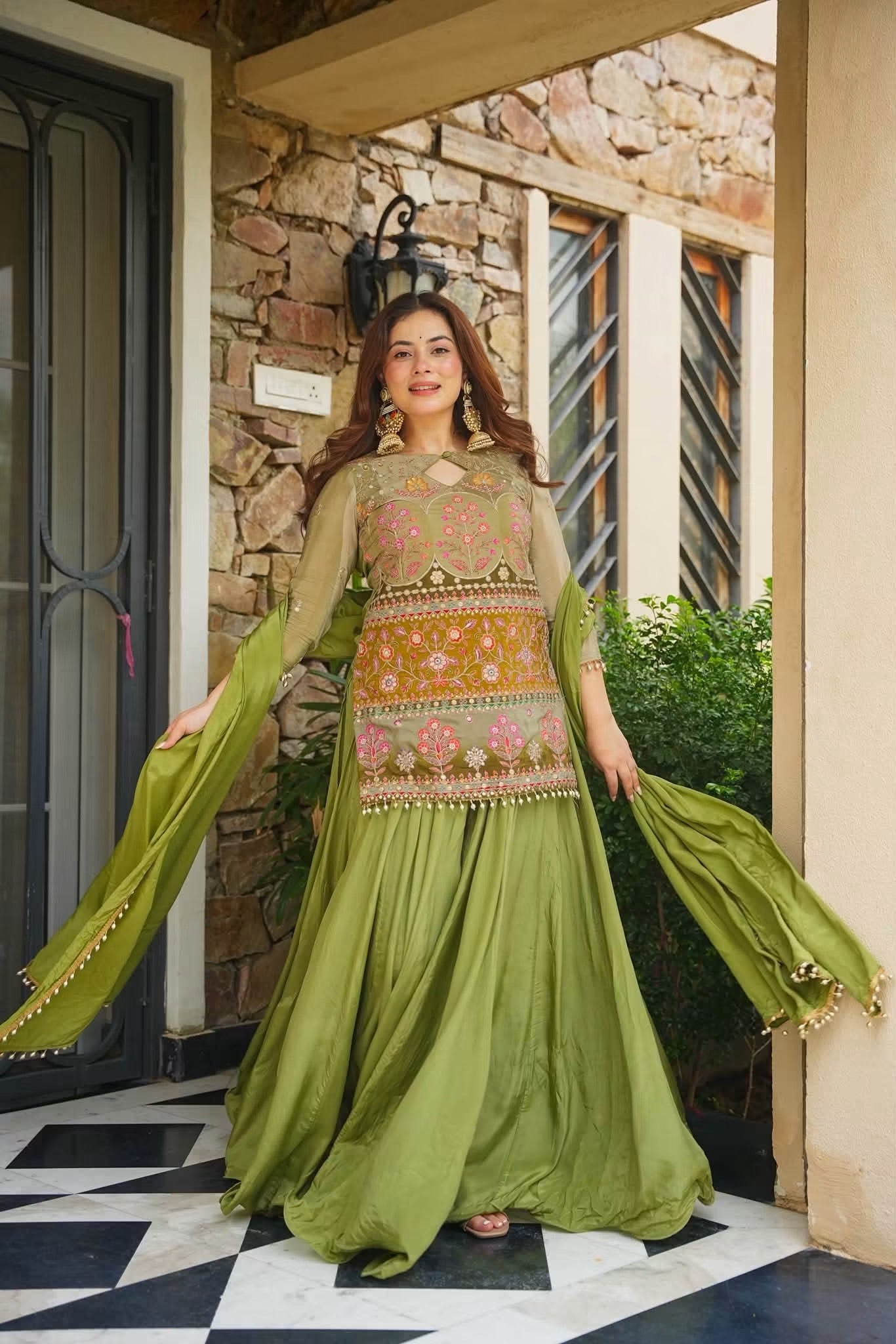 Somika Shine Heavy Embroidered Kurta Set
