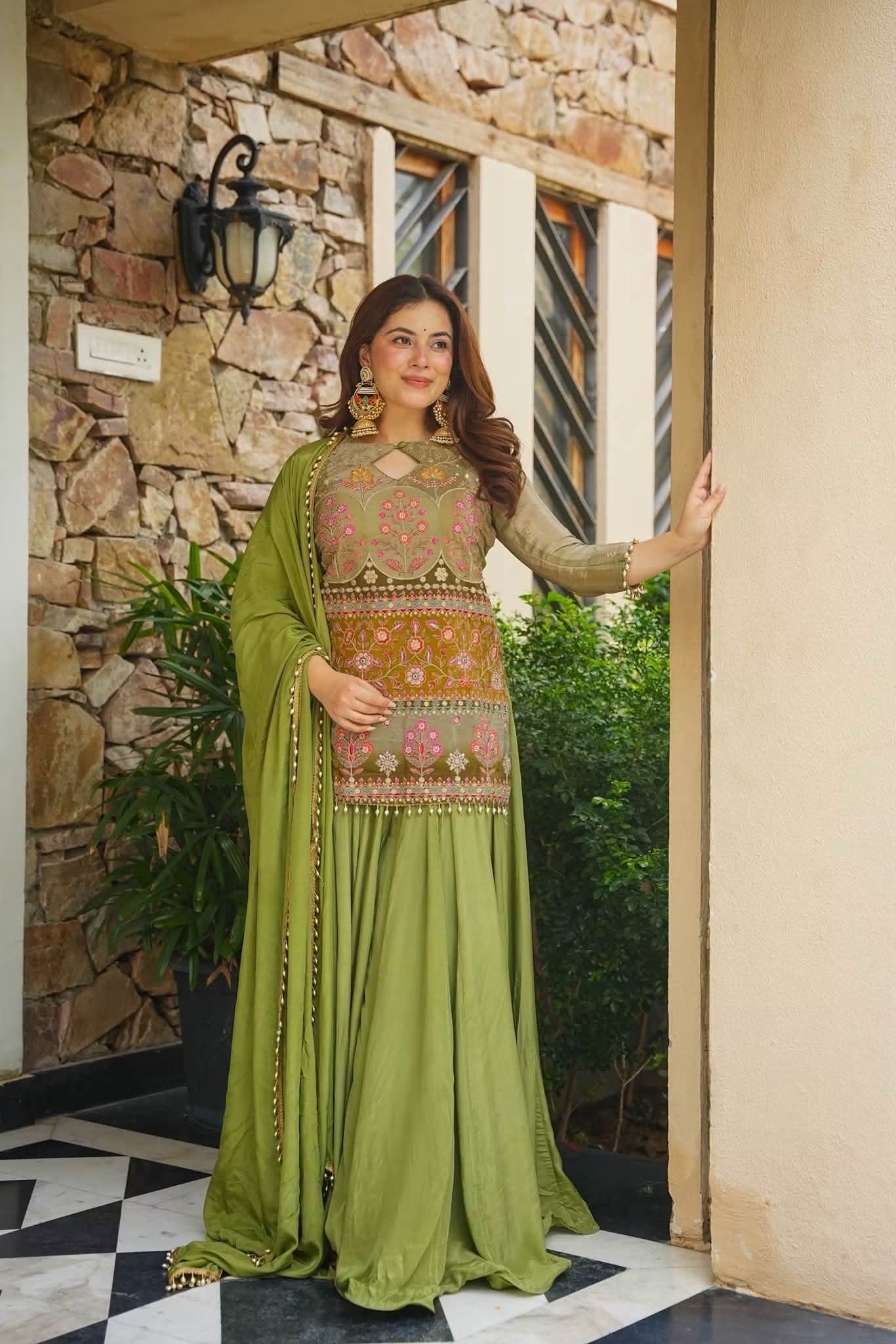 Somika Shine Heavy Embroidered Kurta Set