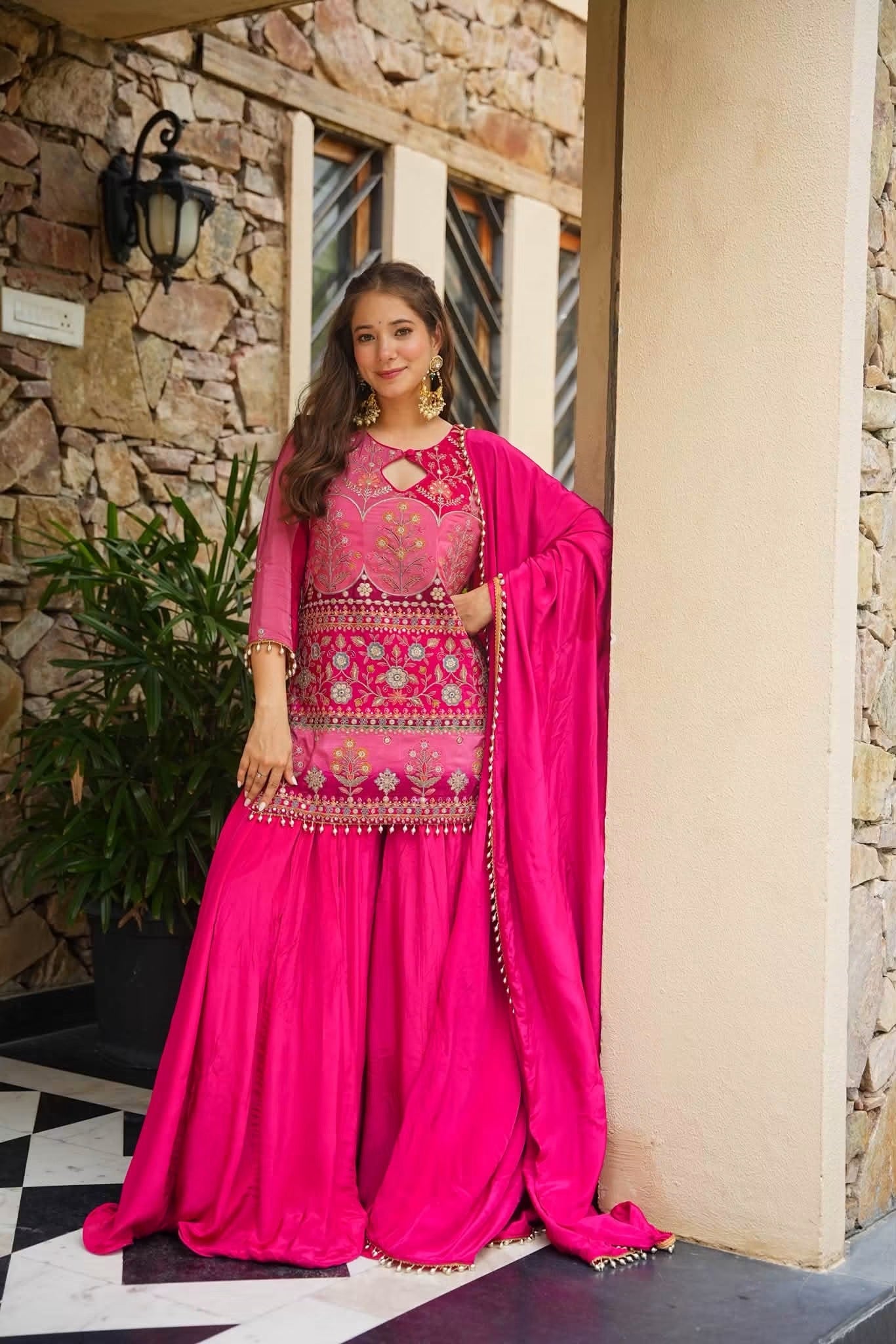 Avelika Glow Heavy Embroidered Kurta Set