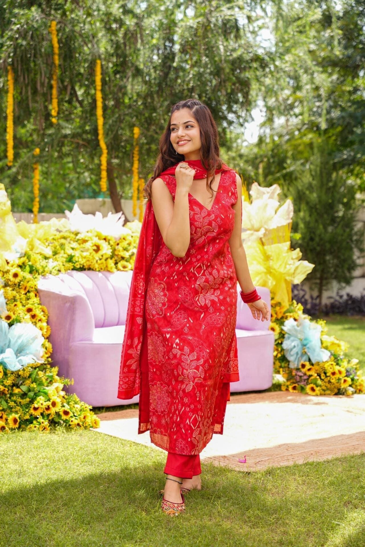 GULES RED STRAIGHT KURTA SET