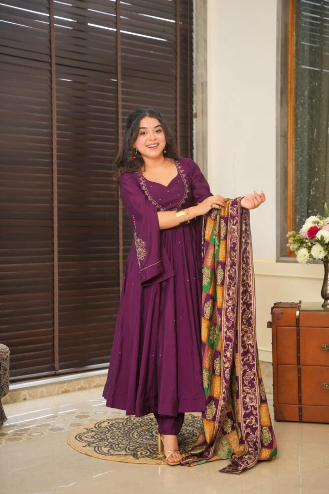 Nandhika purple suit set