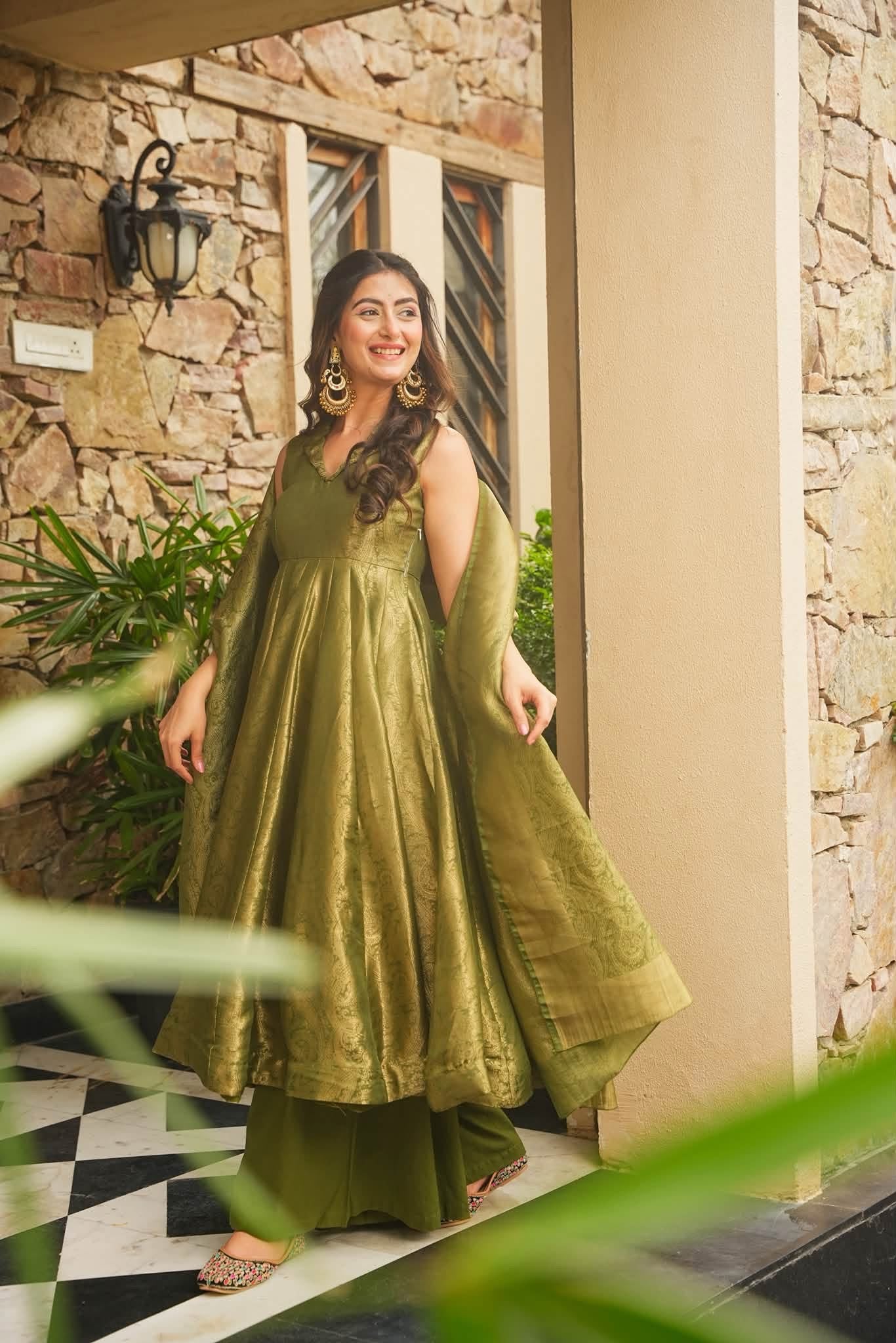 Ishmeya Banarasi Cosmos Anarkali Suit Set