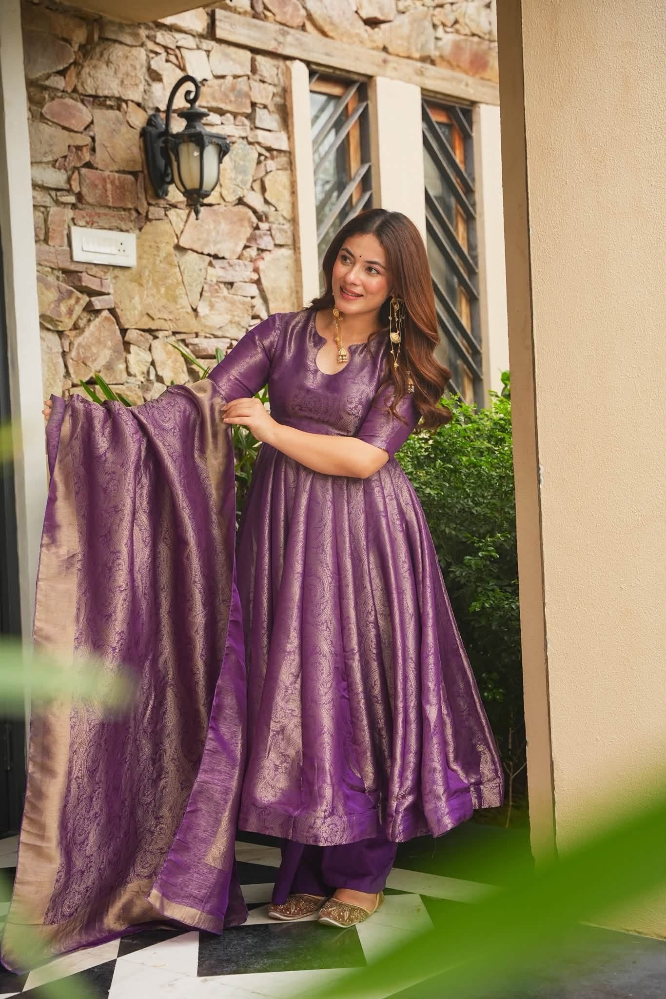 Eshmira Banarasi Cosmos Anarkali Suit Set