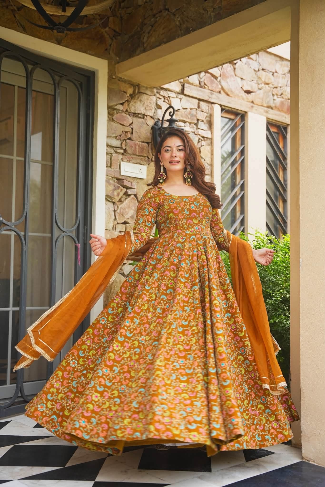 Virehya Glam Heavy Embroidered Maxi Set