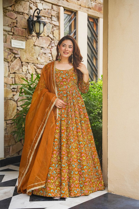 Virehya Glam Heavy Embroidered Maxi Set