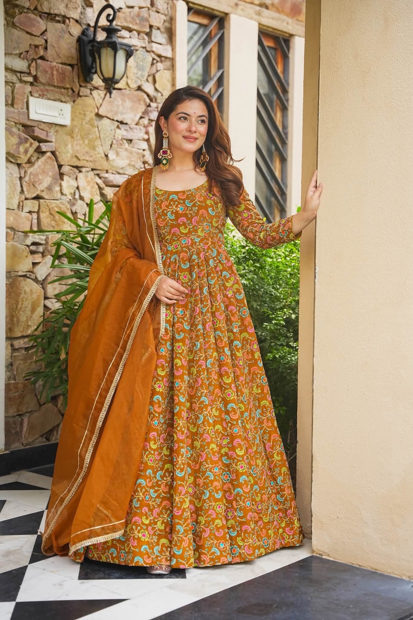 Virehya Glam Heavy Embroidered Maxi Set
