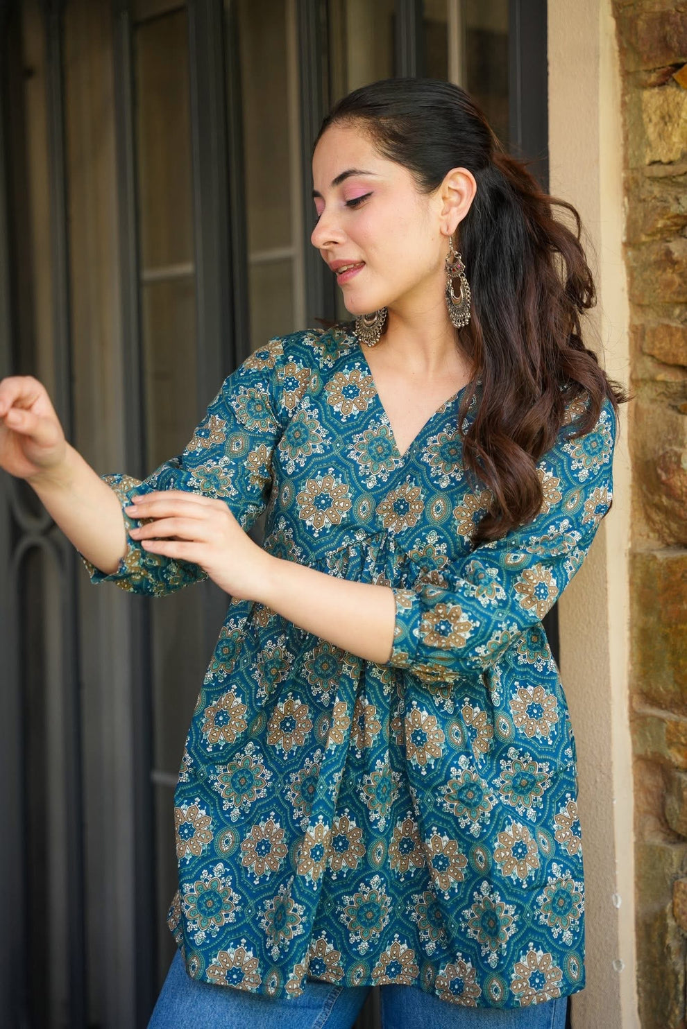 FLORA TEXTURE PULLOVER