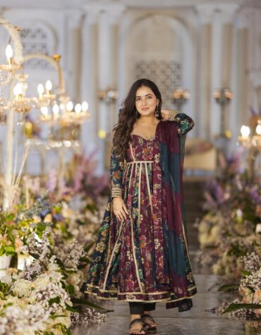 Wedding Ladies Wear at Rs 1,250 / Piece in Surat | Stylizone E Commerce LLP