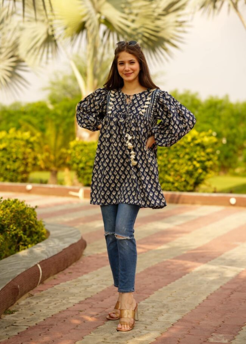 Party wear Ladies Indo Western Dress at Rs.1500/Piece in bareilly offer by  Ghunghat Boutique