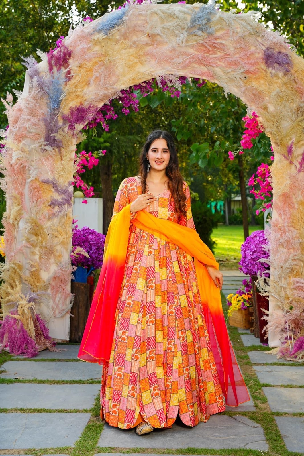Pin by Fayza Akhtar on KRITI KHARBANDA | Party wear indian dresses,  Designer party wear dresses, Stylish dresses for girls