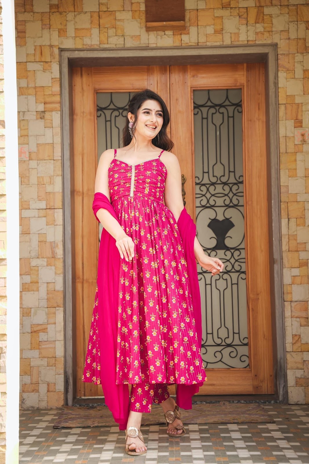 Explore Traditional Wear For Women | Timeless Ethnic Choices