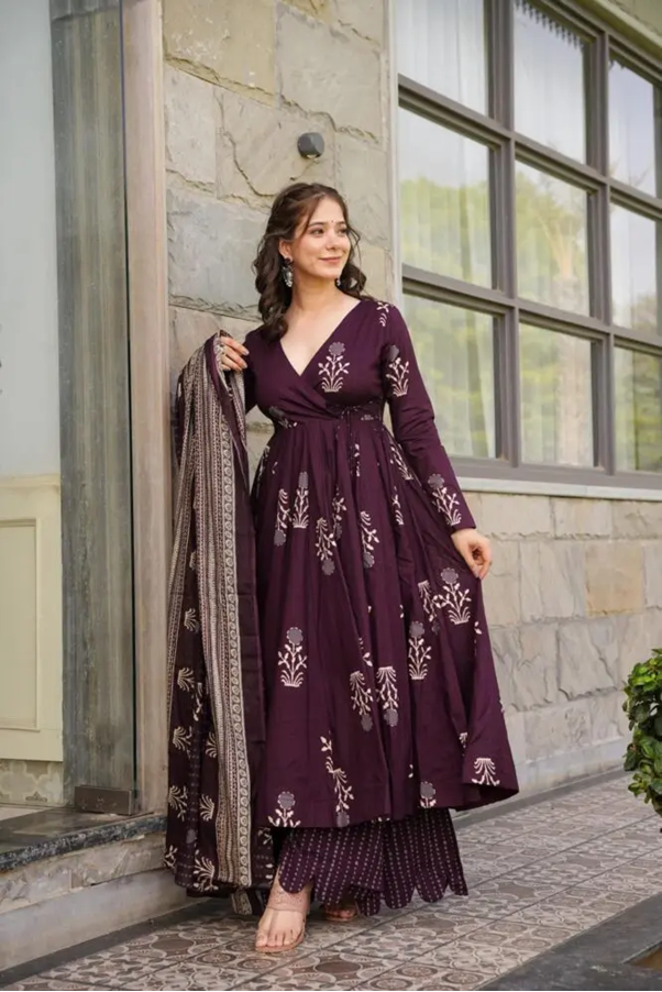 Ethnic Wear for Women 